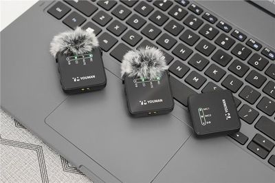 這才是錄制視頻的正確姿勢?帶上有曼無線領夾麥,錄制更輕松